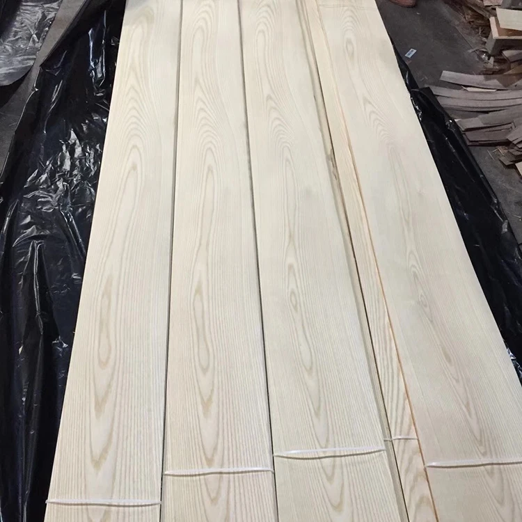 White Ash Veneer -  CC6.JPG