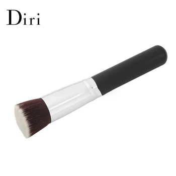 flat makeup brush