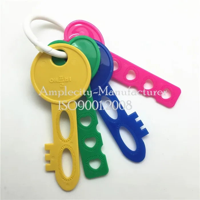 2016 Hot Sale High Quality Promotional Baby Toy Plastic Keys (madd Of