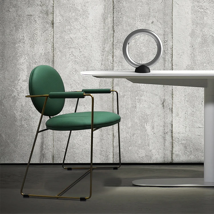 Wholesale custom classic designed luxury furniture elegant coffee restaurant vintage armrest modern leather  dining chair