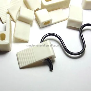 plastic frame clips