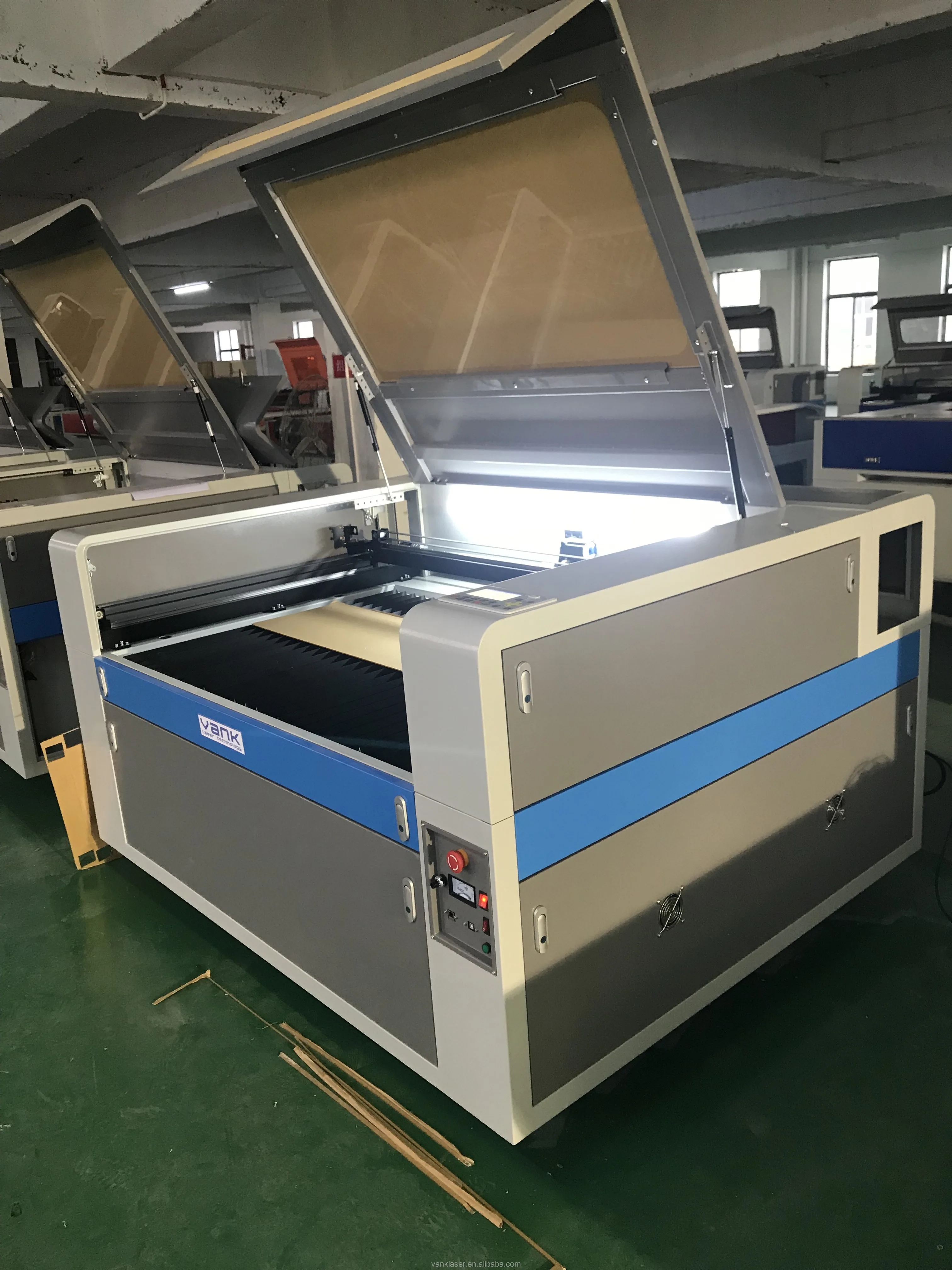 热销co2 激光木材切割机 1390 价格