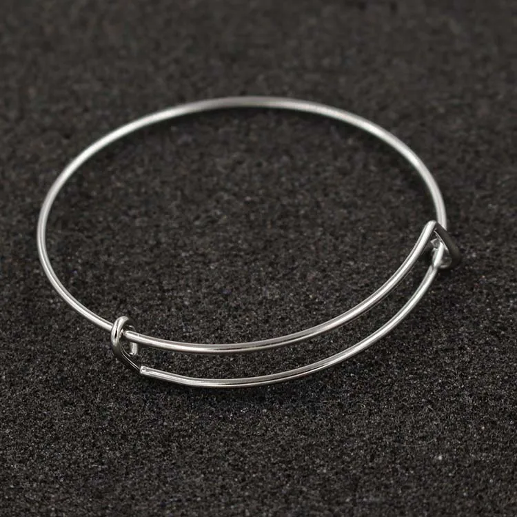 wire bangle (1).jpg