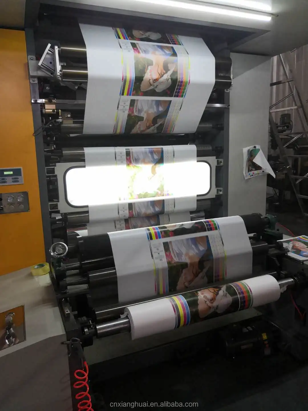 6colors ci flexo press.jpg