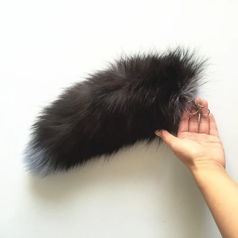 резинка для волос из норки. хвостик лисы. как сделать хвост из меха. девушка с пушистым хвостом. хвостики из меха.
