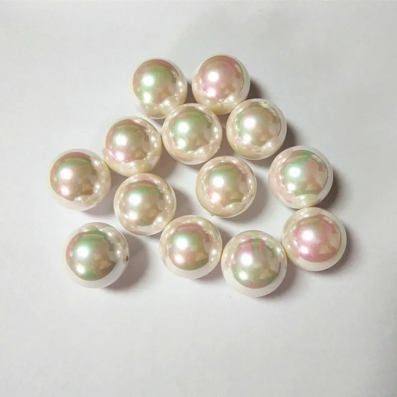 Rainbow effect pearl bead.jpg