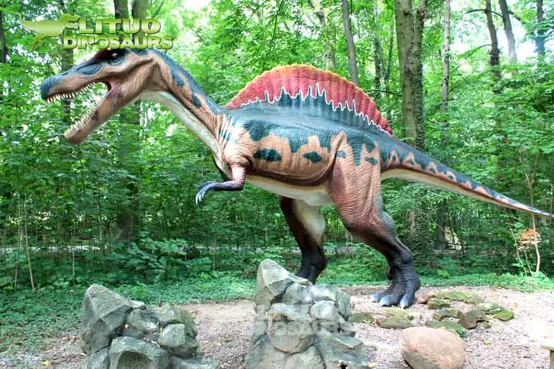 life size spinosaurus