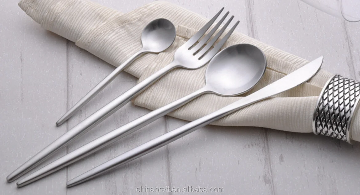 Western 18/10 Stainless Steel Silver And Gold Cutlery Set With White Handle
