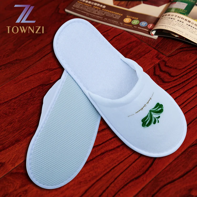 Cheap and Soft Spa Slippers Washable Hotel Guest Slippers Custom Logo Hotel Disposable slippers