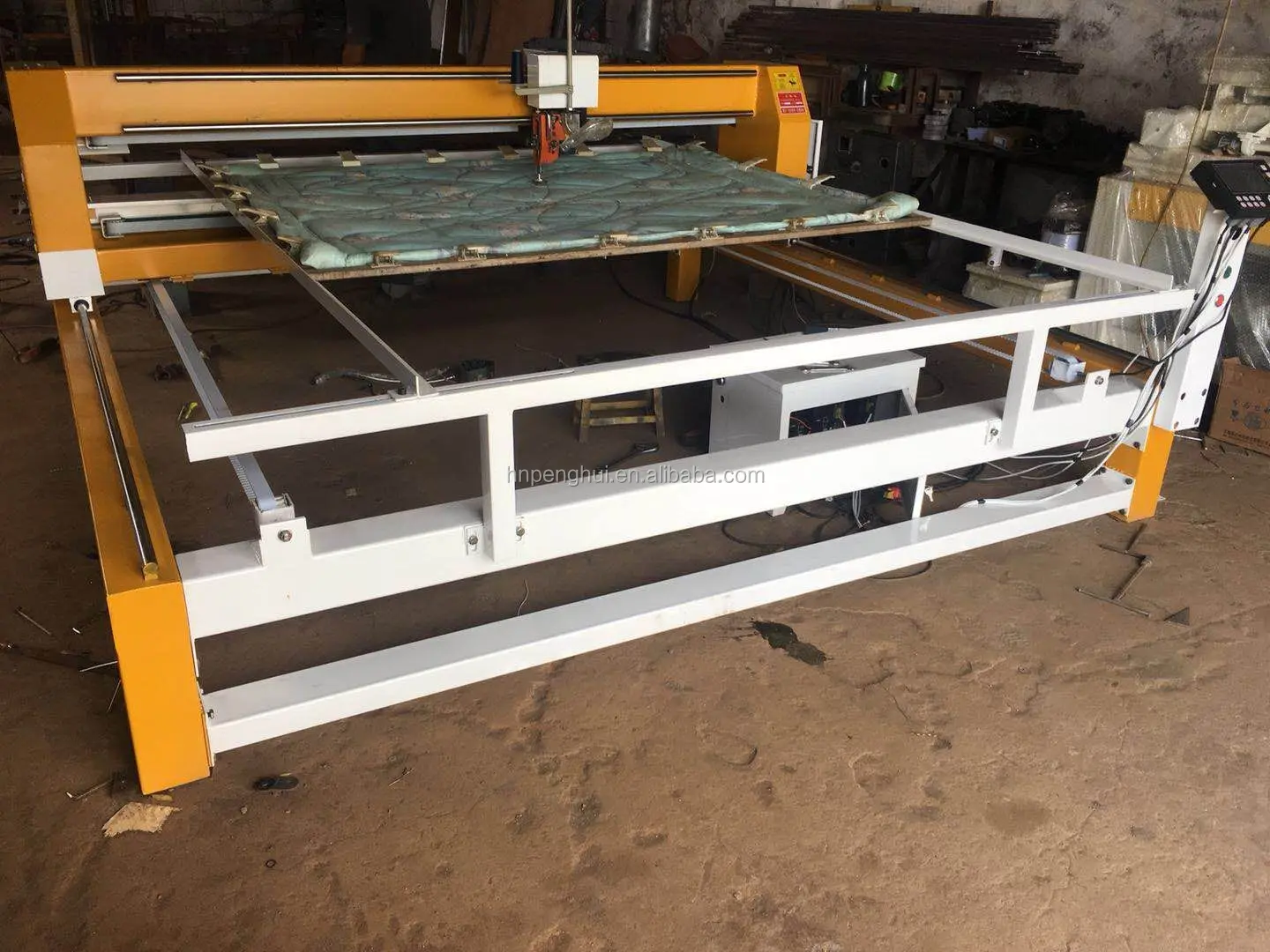 quilting machine.jpg