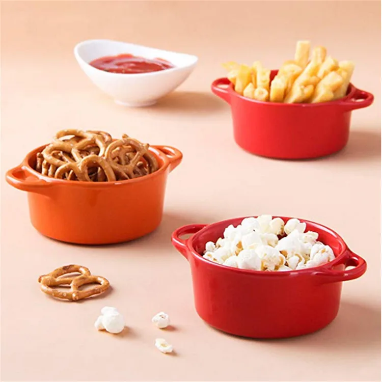Chinese embossed logo small round shape ceramic hot pot casserole set for microwave