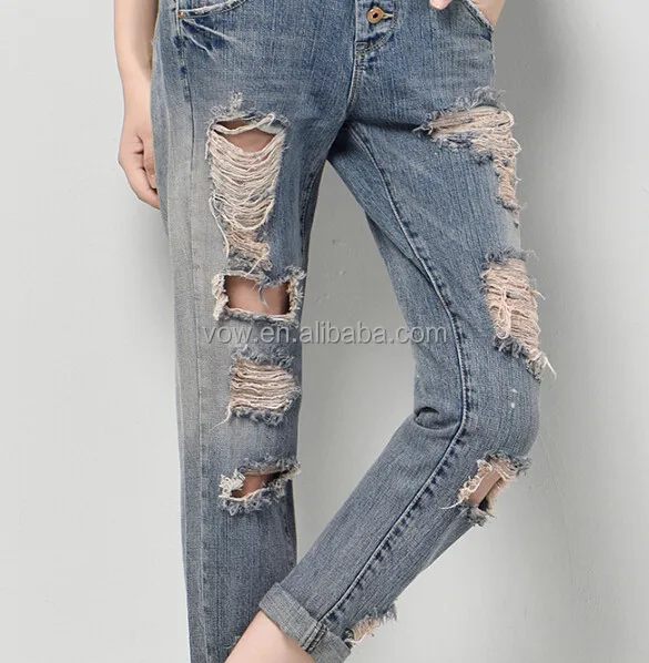 damage jeans and top
