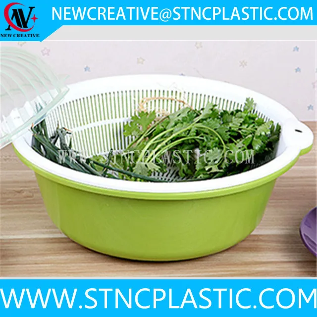 plastic spaghetti strainer