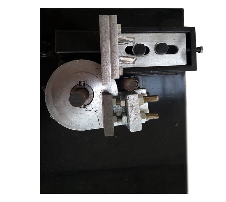 Stirrup bar bending tools and equipment machine to bend stirrups