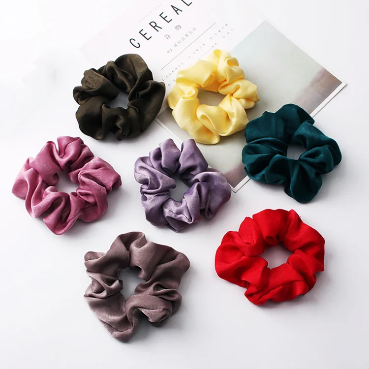 satin scrunshies (8).png