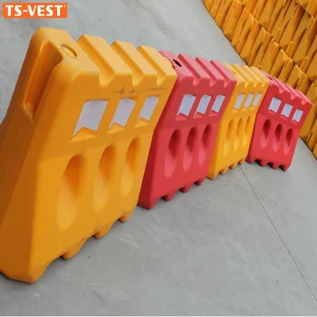 Customized Plastic Water Filled Traffic Water Horse Road Safety ...