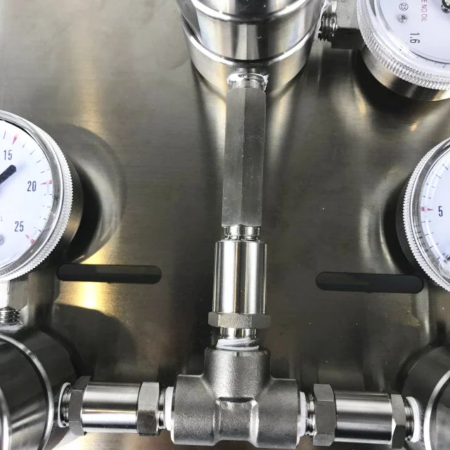 gas water air pressure regulator/pressure reducing regulator