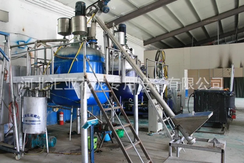 2608186181_880207606