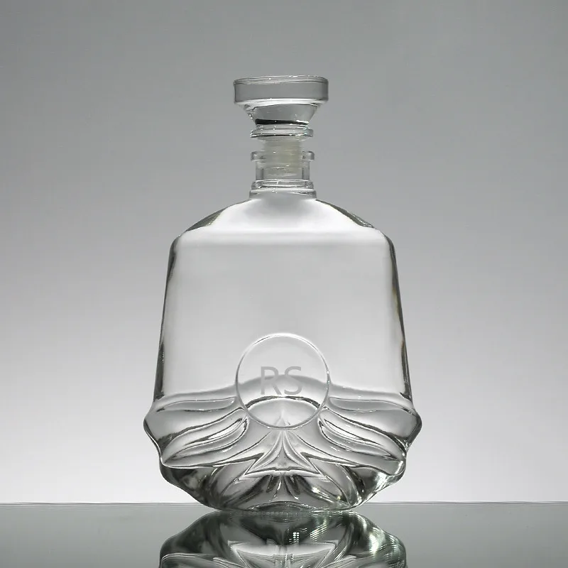 wholesale custom 500 ml 700 ml glass bottles for whiskey and gin