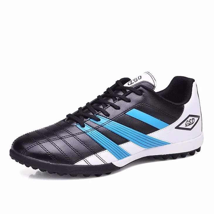 New design soccer shoes portable sport shoes fashion football shoes