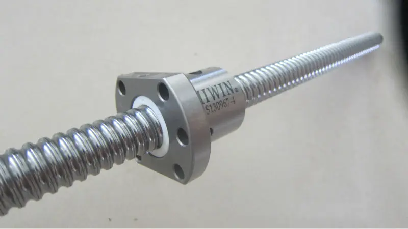 taiwan-hiwin-ball-screw-r16-05t3-1605-view-16mm-ball-screw-hiwin