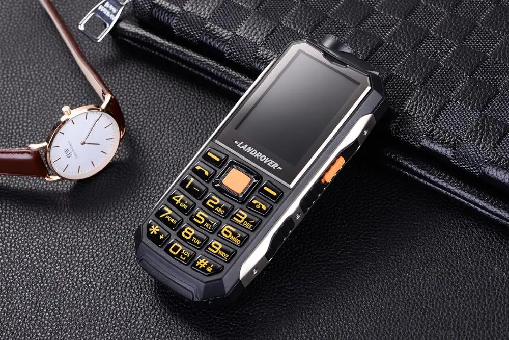 2.4inch K808 Powerbank Phone Support 16800mah Battery Big Keypad Big Speaker Big Screen Mobile