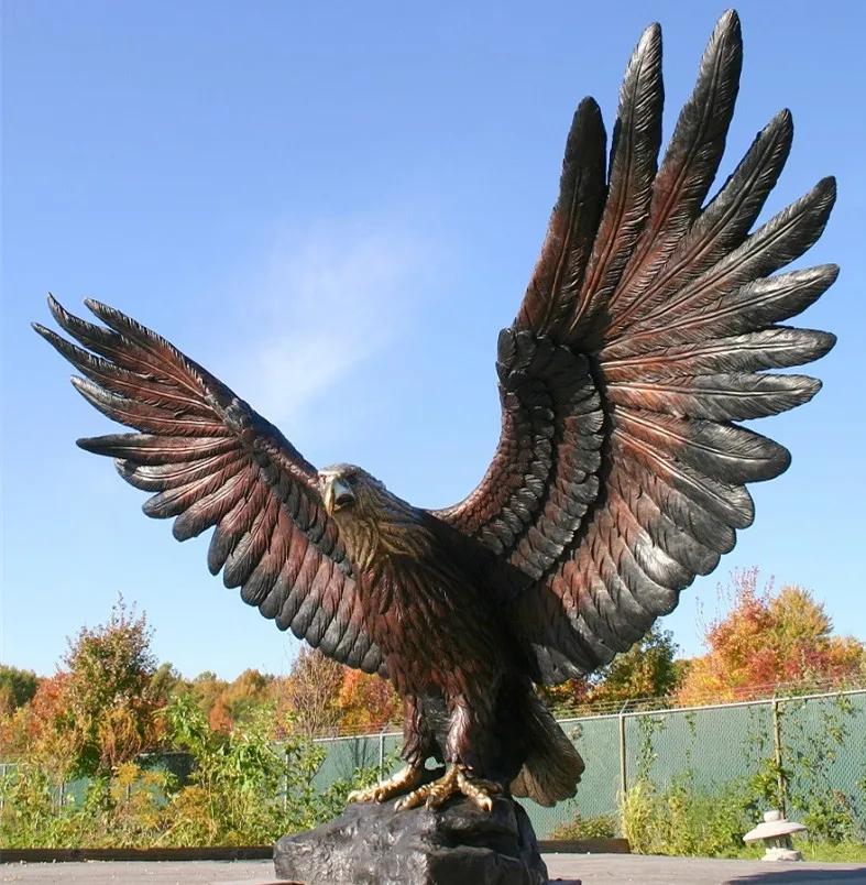 Gran Decoración De Jardín De Águila De Bronce Escultura Para La Venta - Buy  Escultura De Águila De Bronce,Estatuas De Águila De Jardín,Estatua De Latón  De Tamaño Natural Product on 