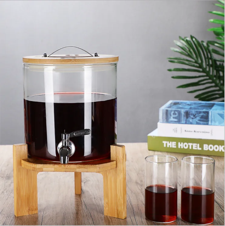 Large Capacity Storage Jar Huge Glass Jar 4.8 Liter Cylinder Glass Beverage Dispenser With Tap