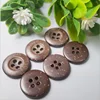 China cheapest Natural Round 4 Holes Coconut Shell Button For Clothing