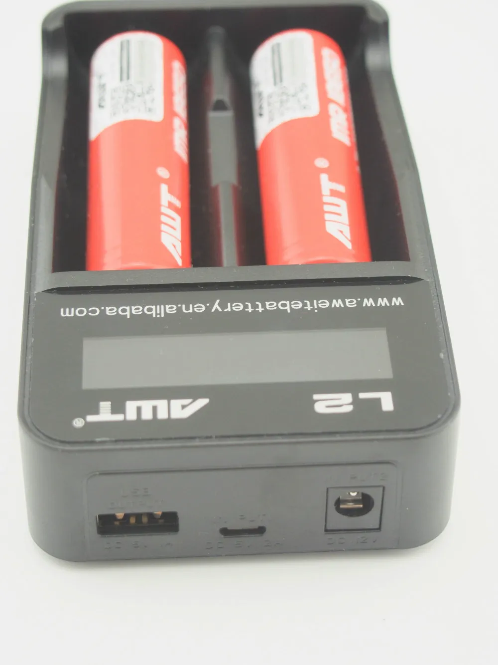 2016 New Design Awt L2 2a Battery Charger Shenzhen Charger Manufacturer