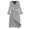 Pretty Steps Spring of the latest fashion elegant lace stripe spell receives the waist 7 minutes of sleeve dress