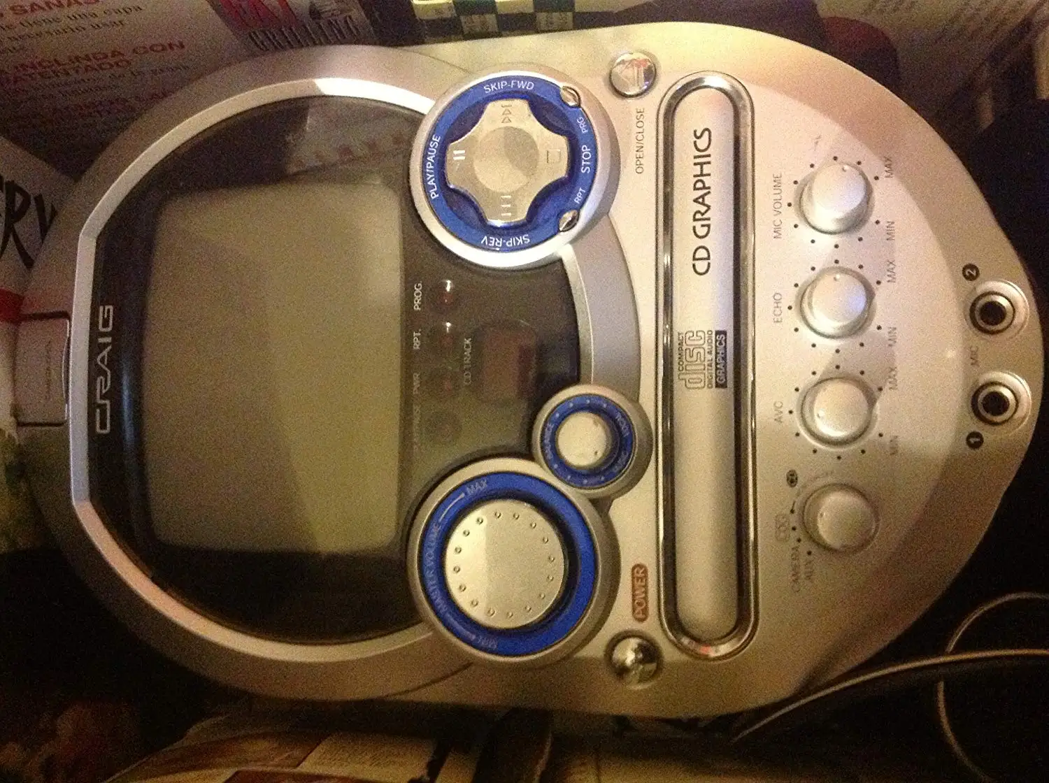 Get Quotations · CRAIG KARAOKE Portable CD+Graphics Karaoke Player with  AM/FM Radio - Model CG8115