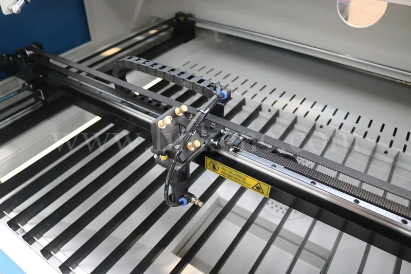 Factory direct High precision and widely used co2 laser engraving and cutting machine price with ce iso