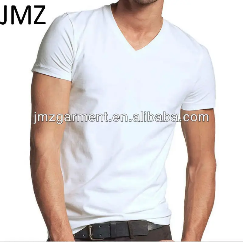 camiseta blanca hombre cuello v