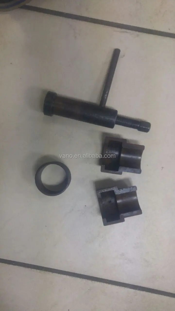 Motorcycle small GY6 bearing puller