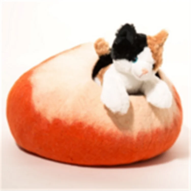 cat with balls plush