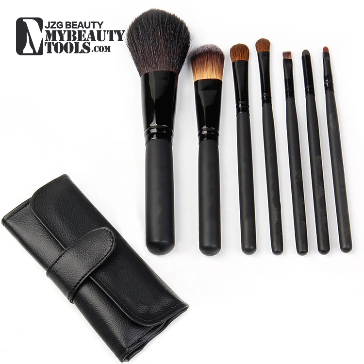 makeup brush.jpg