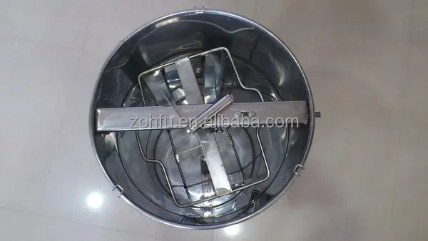 honey extractor 2.jpg