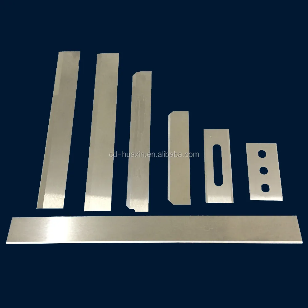 cutting blade for textiles