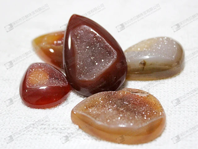 Natural gemstone wholesale gemstone agate druzy pendants.jpg