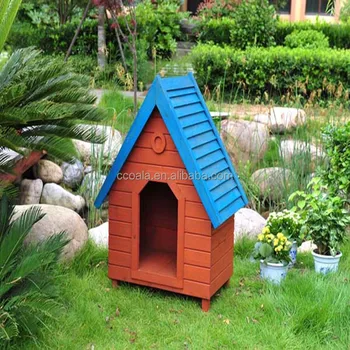 medium wooden dog house