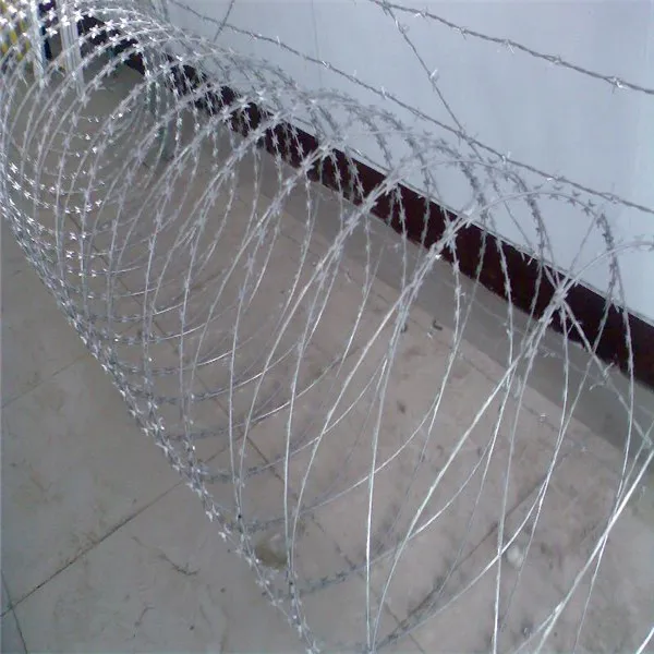 Galvanized Flat Security Fencing Razor Wire Combat Wire Safety Razor