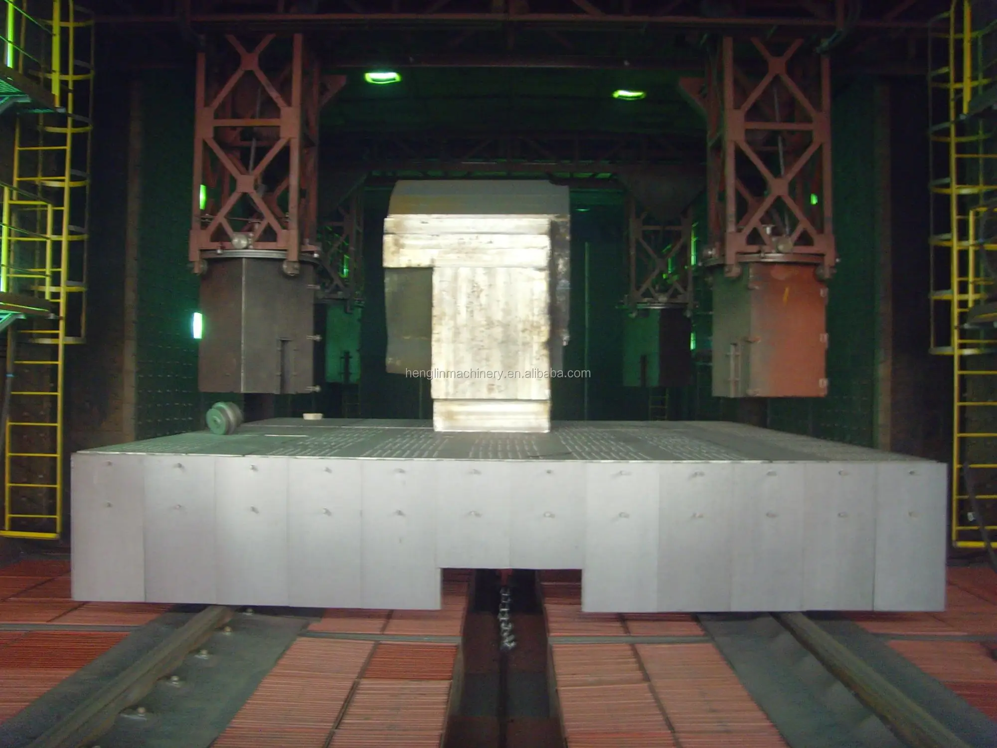 rotary table shot blasting.JPG