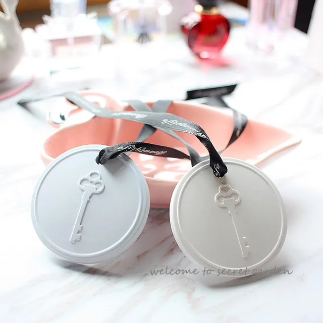 Key Tag Aroma stone Mold.jpg