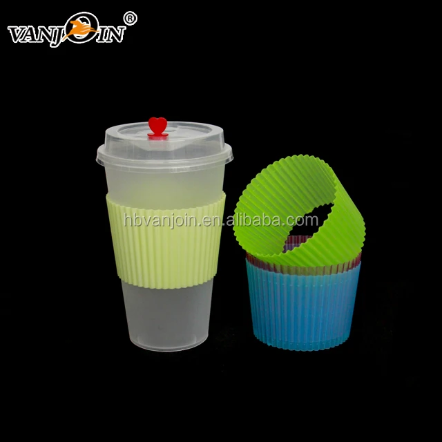 where to get plastic cups with lids