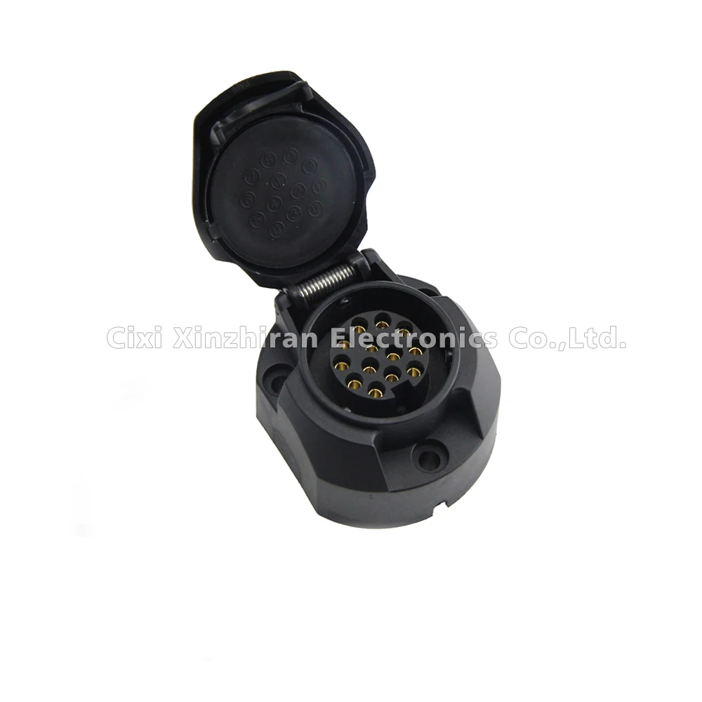 13+1P Trailer Socket.jpg