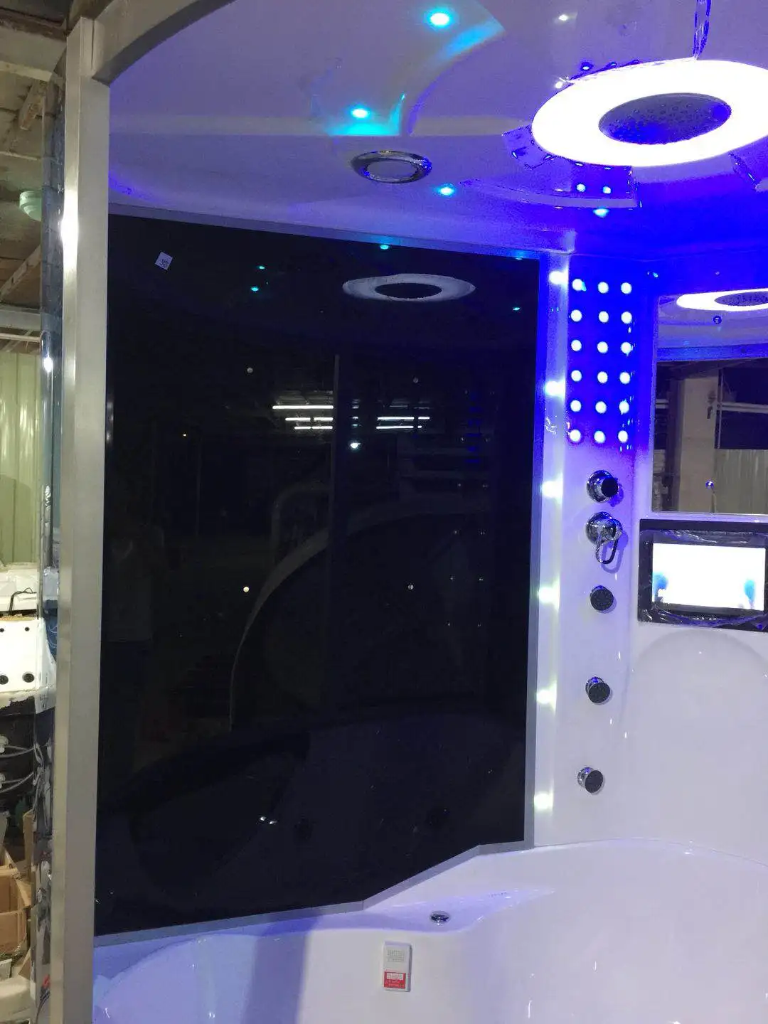 Bathroom sanitary equipment modern steam shower room with bathtub