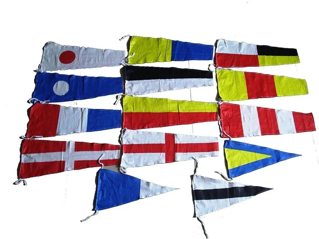 International Code Flags Nautical//Maritime//Marine//Boat//Ship//Vessel//Nautical D/écor Set of 26 Flag 5028 Large