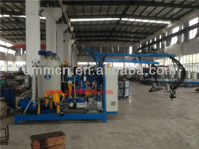 EMM083-2 polyurethane foam injection machine