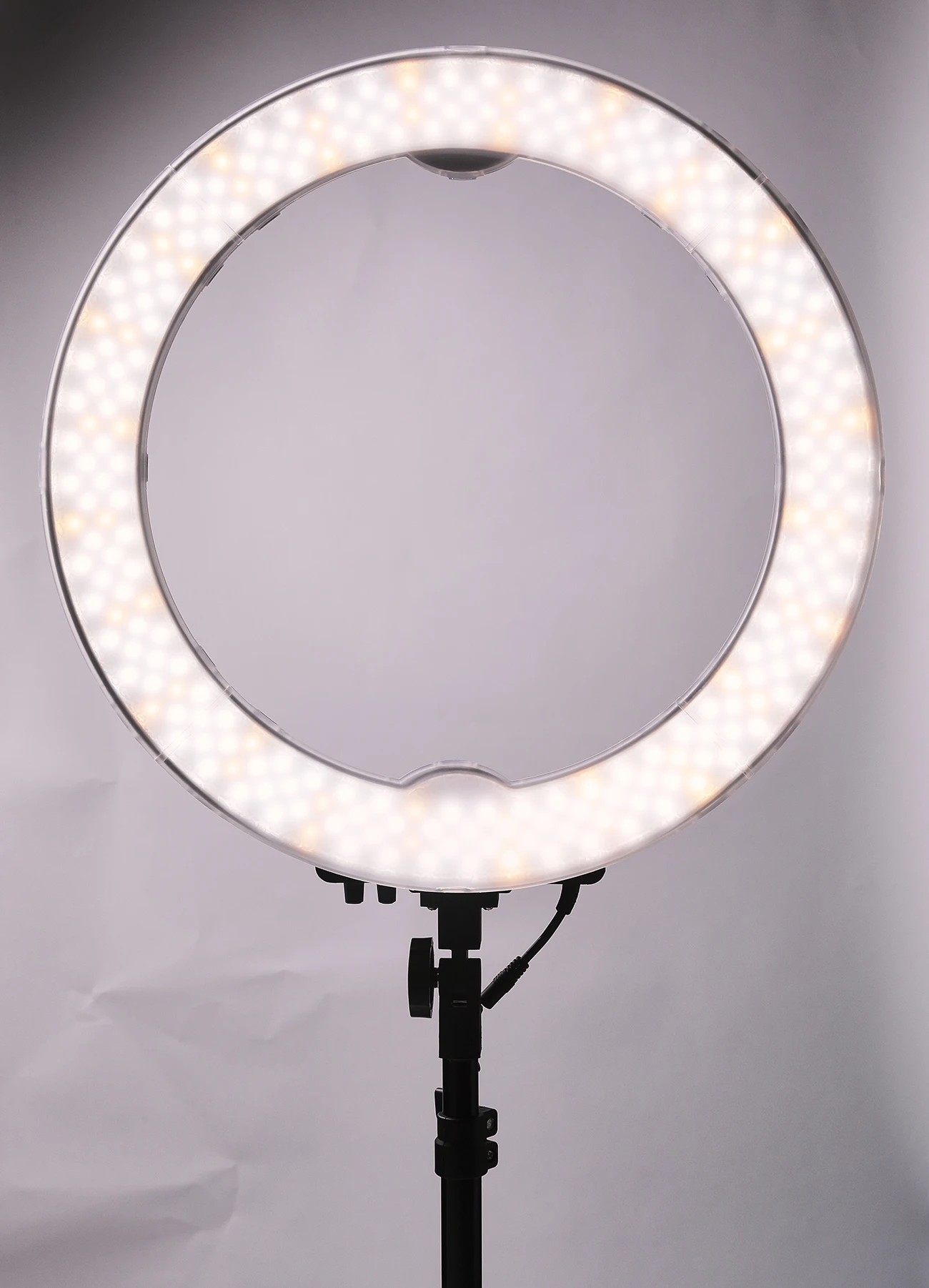 cheap 18 inch ring light